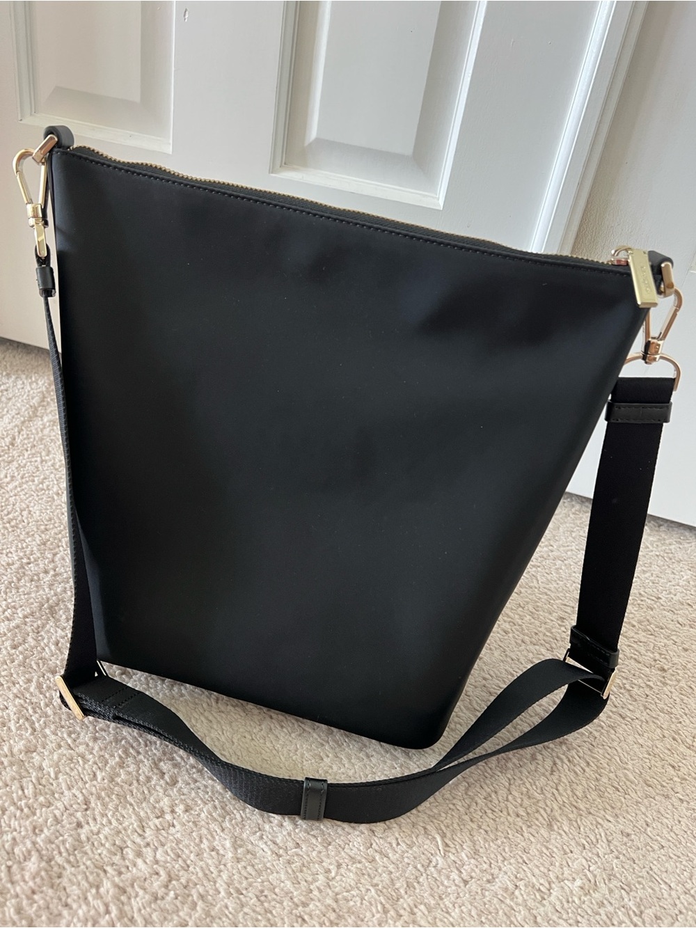 kate spade large duffle Crossbody - Picture 2 of 6